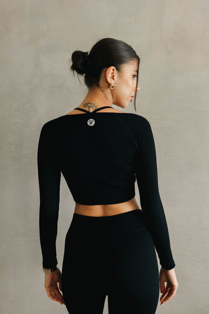 Luna Cropped Long Sleeve Shirt